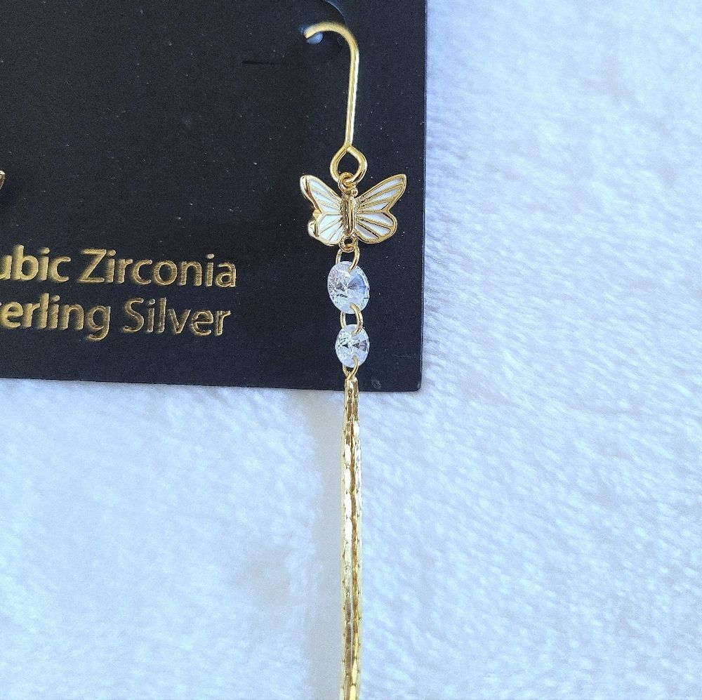 ✨️HP✨️ Rachel Zoe Dainty White Enamel Butterfly🦋 Dangle Earrings - Picture 13 of 16